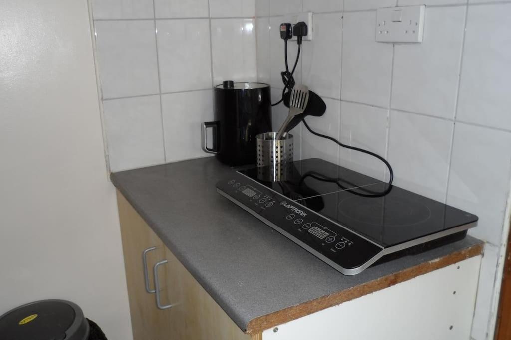 Bubblesbnb, 1 Bedroom Flat Londres Exterior foto